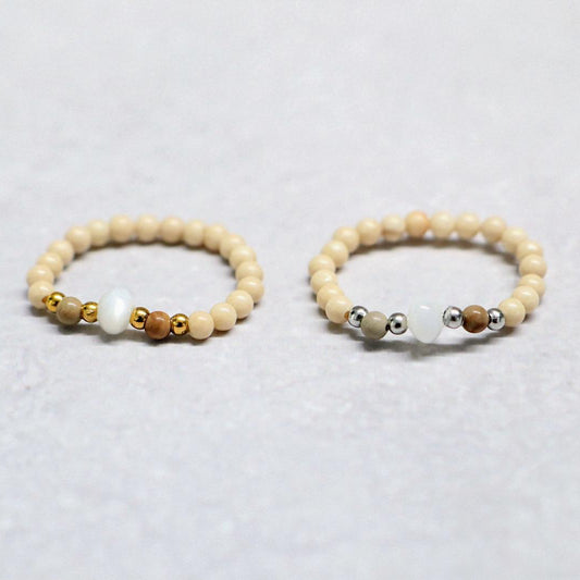 SHELLIGHT WHITE | Howliet & schelp ring | Zilverkleurig | One size