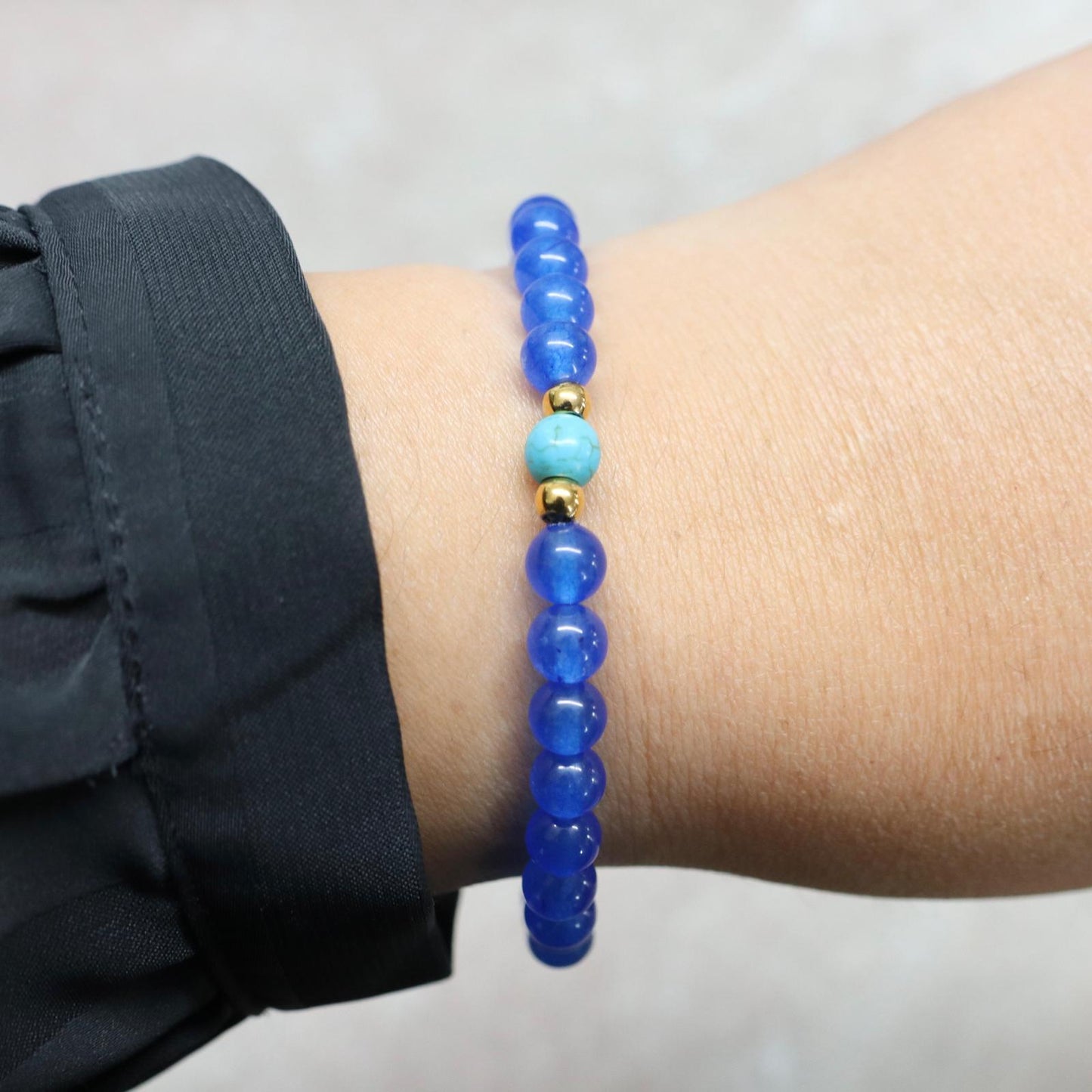 BLUE SEYCHELLES | Chalcedoon howliet armband | 6mm | Relaxed Fit