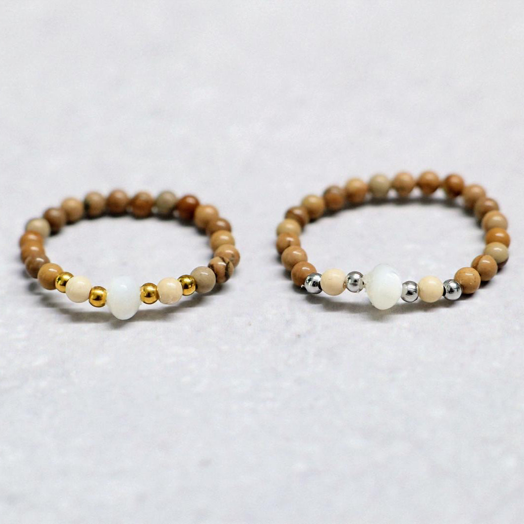 SHELLIGHT BROWN | Howliet & schelp ring | Zilverkleurig | One size