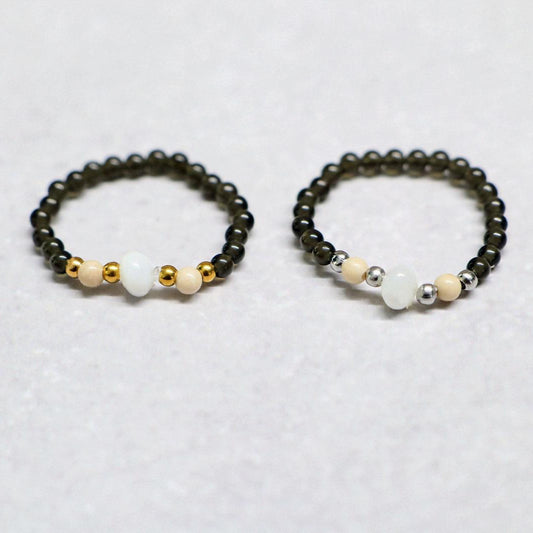 SHELLIGHT BLACK | Zwarte kwarts, howliet & schelp ring | Zilverkleurig | One size