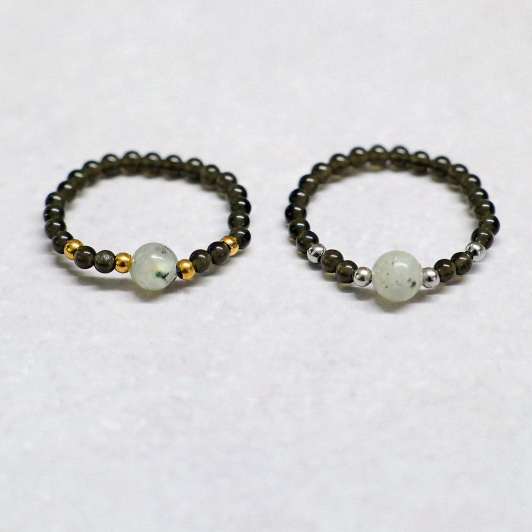 MINERAL BLACK | Kwarts & labradoriet ring | Goudkleurig | One size