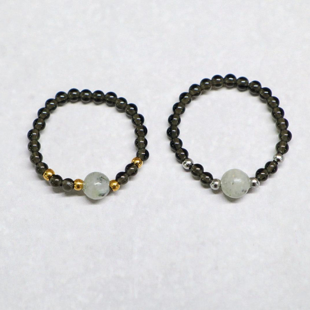 MINERAL BLACK | Kwarts & labradoriet ring | Zilverkleurig | One size