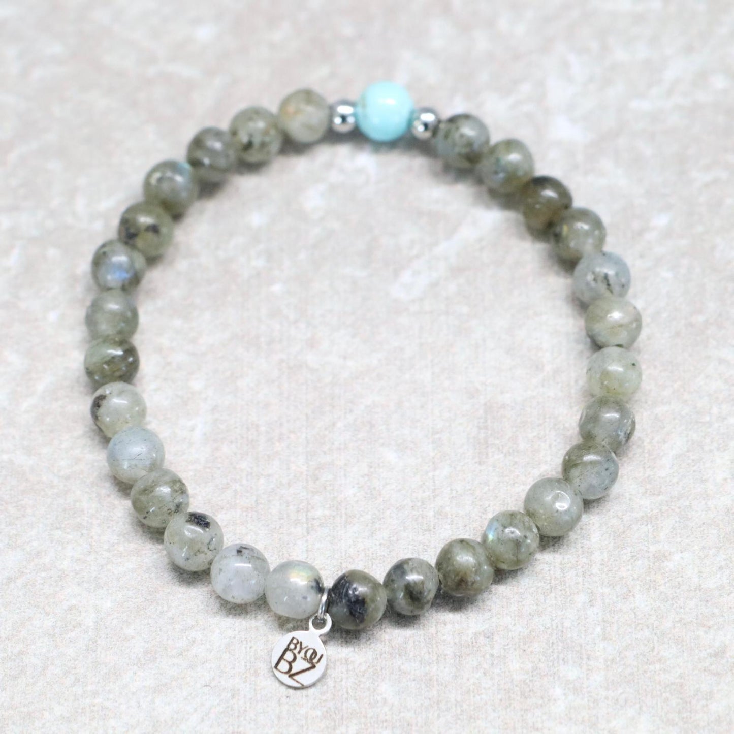 MYSTIC STONE | Labradoriet armband | 6mm | Normal Fit