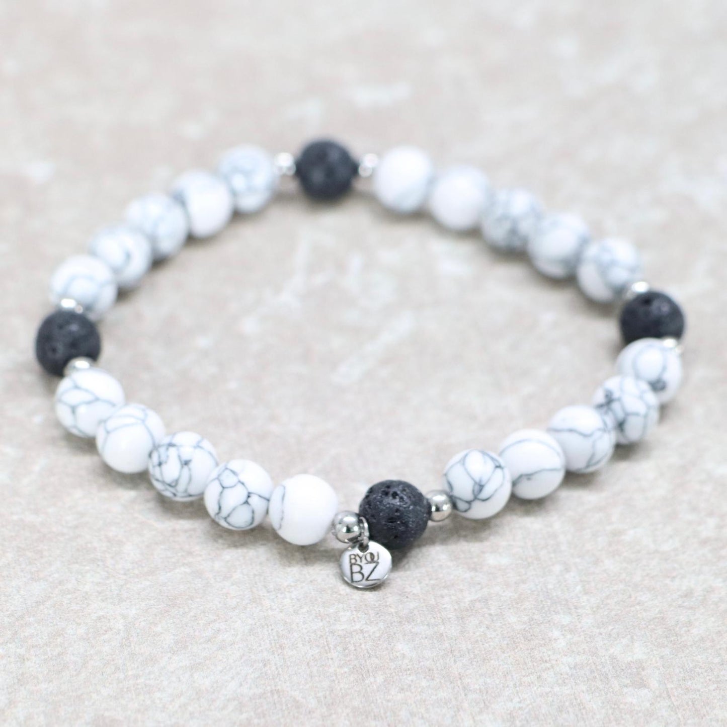 CALM COMO | Howliet en lavasteen armband | 8mm | Relaxed Fit