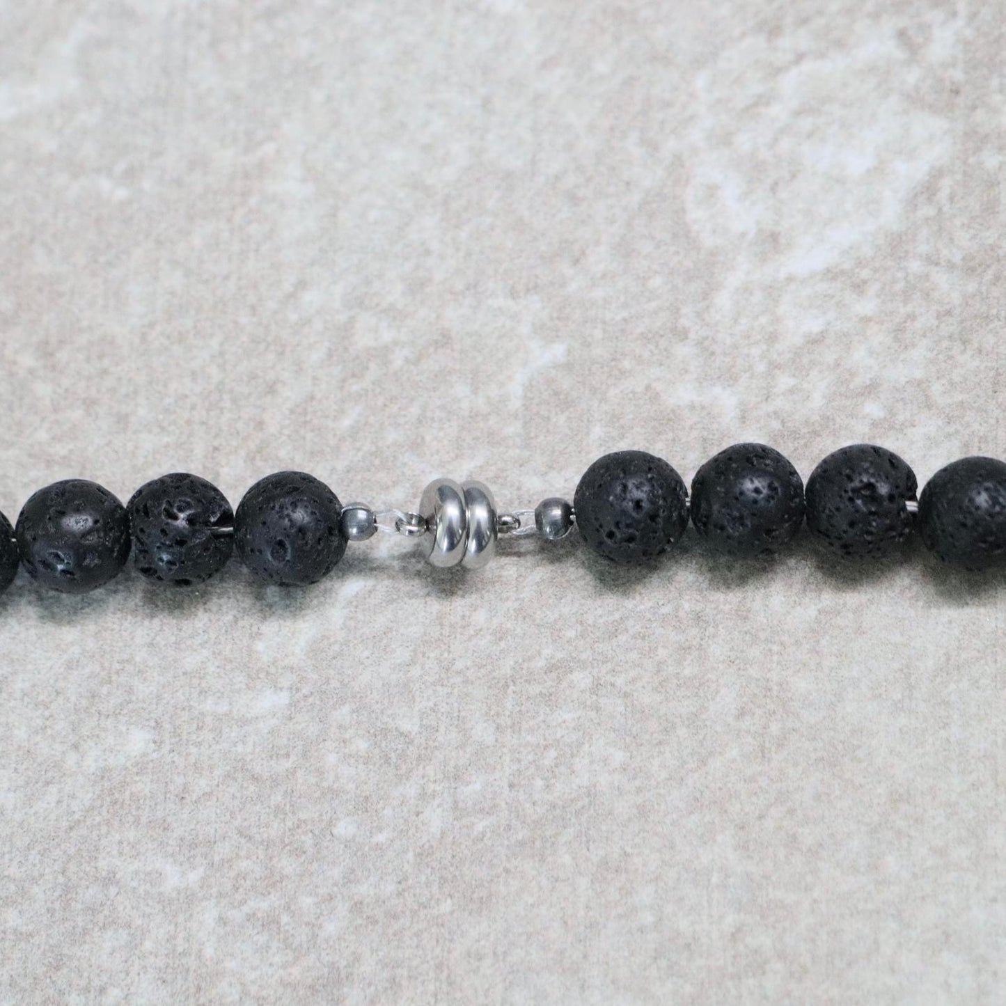 CLASSIC Lavasteen | Ketting | 8mm | Magneetsluiting | 45cm