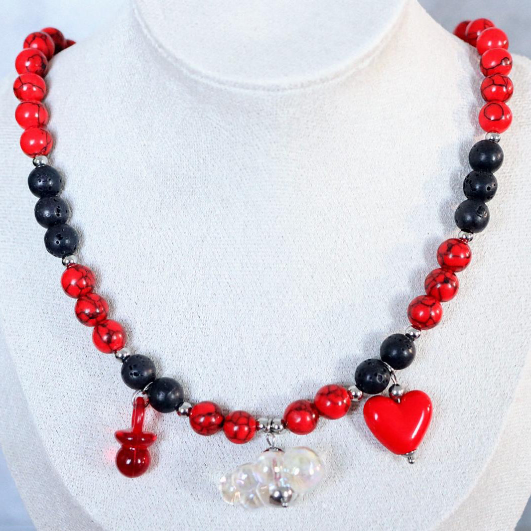 CRIMSON RIDGE | Howliet lavasteen ketting | 8mm | ca. 40cm